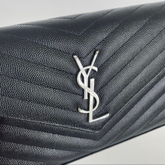 SAINT LAURENT MONOGRAM ENVELOPE WOC BLK GRAIN
DE POUDRE LEATHER - Picture 4 of 10
